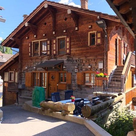 Appartement Le Ver Luisant à Saint-Martin, Val d'Hérens, Valais Extérieur photo